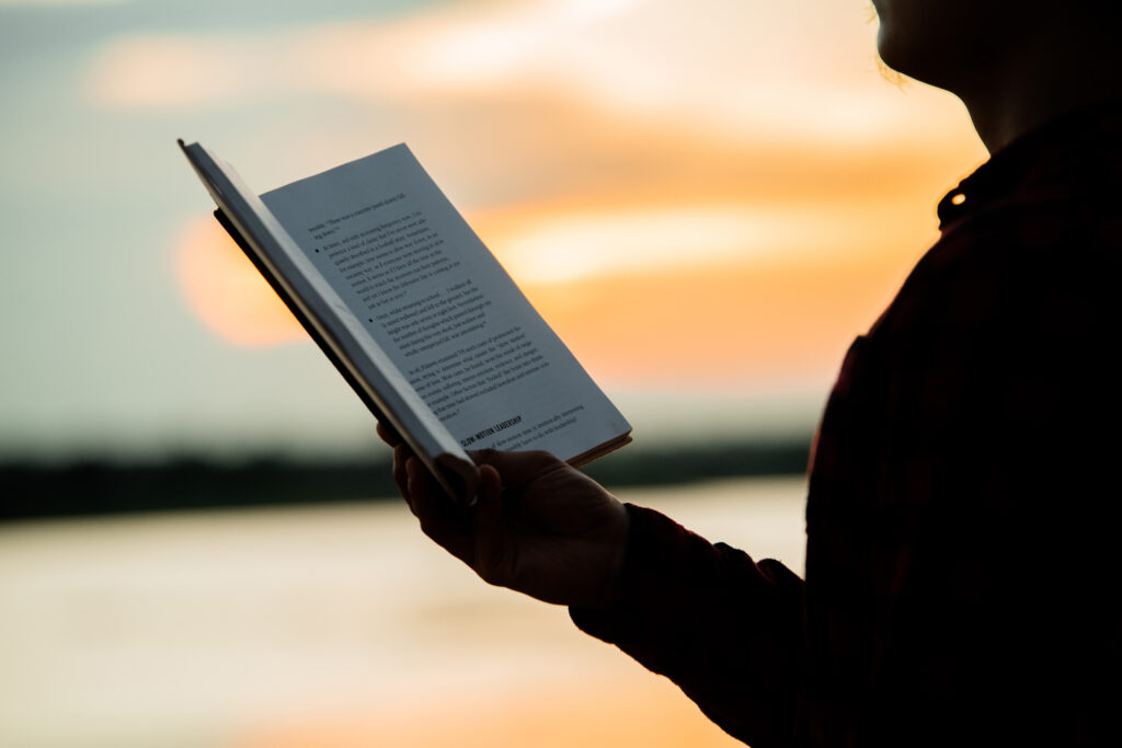 Text Reading Facilitates Deeper Comprehension